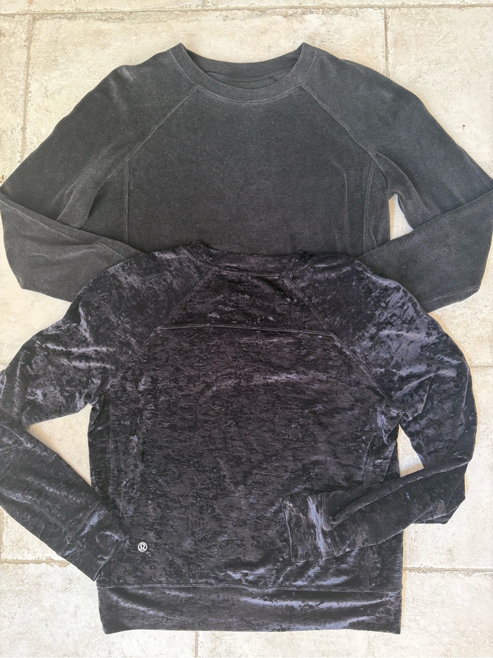Lululemon Black Velvet and Grey Crewneck Sweater - size 8